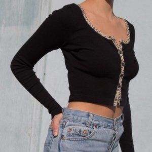 Brandy Melville Black Cheetah Long Sleeve Zelly